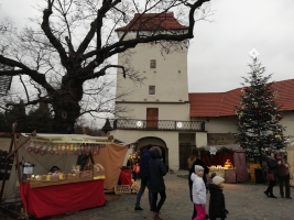 Vánoční trhy na hradě